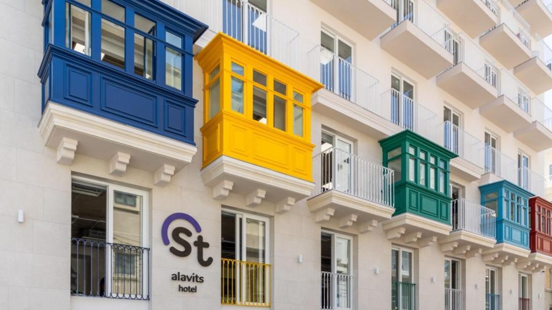 Alavits By St Hotel